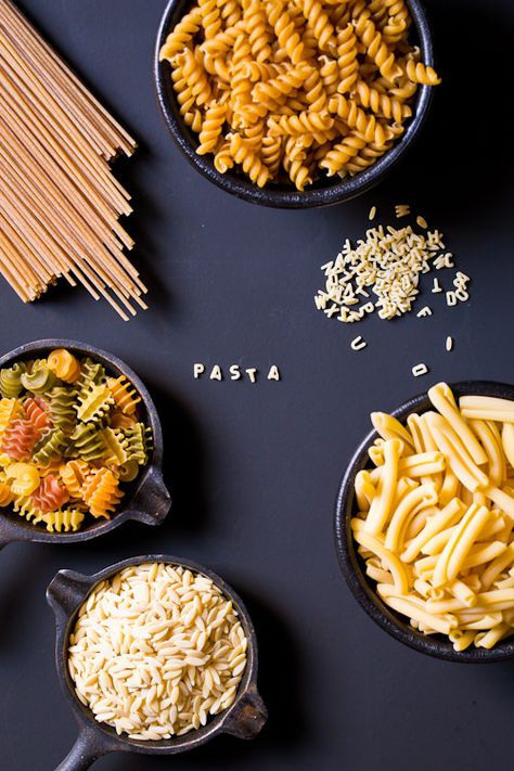 Pasta Pasta Photography, Italian Food Photography, Design Cibo, Types Of Pasta, Food Photography Composition, Pasta Bar, Food Photoshoot, Food Photography Inspiration, Food Photography Tips