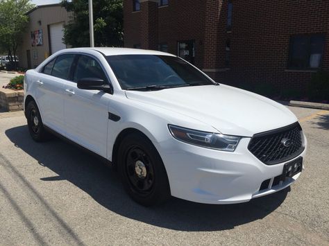 Car brand auctioned: Ford Taurus POLICE INTERCEPTOR 2014 Car model ford taurus police interceptor very clean awd only 31 k miles no reserve View http://auctioncars.online/product/car-brand-auctioned-ford-taurus-police-interceptor-2014-car-model-ford-taurus-police-interceptor-very-clean-awd-only-31-k-miles-no-reserve/ Ford Taurus Police Interceptor, New Movie Posters, Ford Police, Ford Ltd, Chevrolet Caprice, Ford Taurus, Car Brand, Car Auctions, Cd Player