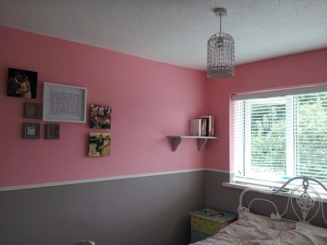 Pink Purple And Grey Bedroom, Pink And Grey Wall Paint, Pink Purple Gray Bedroom, Purple Pink And Grey Teen Bedroom, Pink And Gray Striped Walls, Pink And Grey Room, Room Wallpaper Designs, Lavender Walls, Pink Bedroom Walls