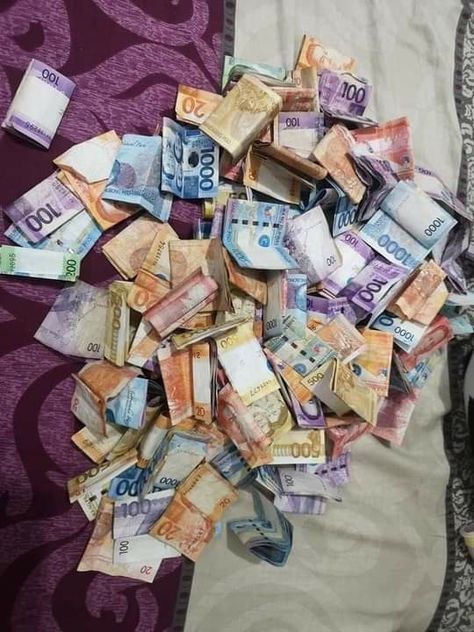 Philippine Money Cash Prank, Cash Money Prank, Cash Money Prank 2023, Philippine Peso Money Aesthetic, Cash Prank, 1000 Pesos Bill Philippines, Money Philippines Pictures, Philippines Money Pictures, Philippine Pesos Money