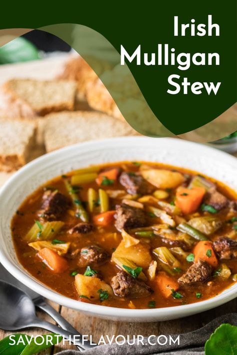 Authentic Irish Stew Recipe, Mulligan Stew Recipe Crock Pot, Old Irish Recipes, Irish Recipes Authentic Dinner, Irish Main Dish Recipes, Irish Meals Traditional, Irish Stew Recipe Guinness, Irish Stew Recipe Traditional, Irish Soup Recipes