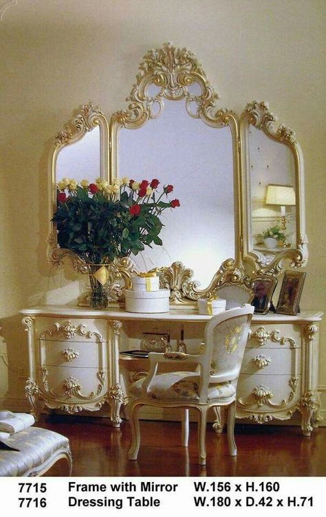 Victorian Style Furniture, Vanity Table Vintage, House Renovation Design, Home Spa Room, Bedroom Victorian, Indian House Plans, Provincial Furniture, European Style Homes, Dressing Table Design