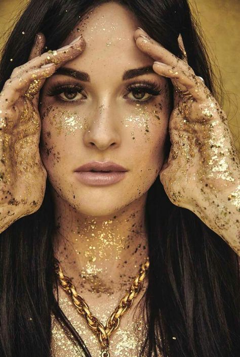 Glitter Photo Shoots, Glitter Photography, Glitter Pictures, Glitter Fashion, Music Photographer, Celebrity Photographers, Kacey Musgraves, Glitter Photo, Body Glitter