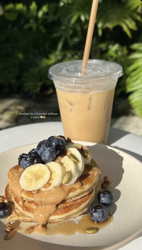 Smoothie Breakfast Aesthetic, Affordable Healthy Meals, Petit Dej Healthy, Pancakes Pumpkin, Salad Vegetables, Coffee Fall, Healthy Pancakes, Healthy Baking Recipes, Fat Loss Foods