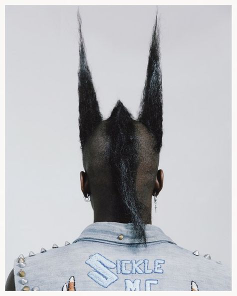 Gothic Ballroom, Kristin Lee, Black Alt, Viviane Sassen, Afro Punk Fashion, Gothic Culture, British Journal Of Photography, Photography Motion, Dramatic Hair