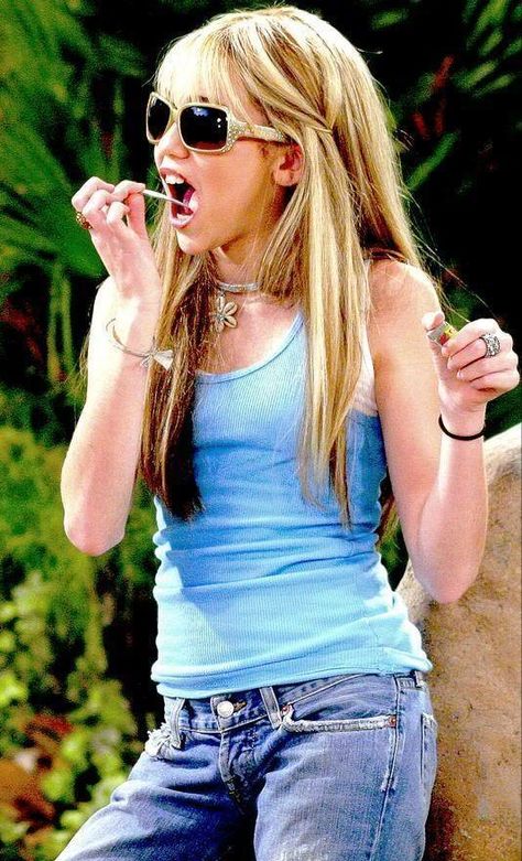 Miley Cyrus. As Hannah Montana in Hannah Montana. Season 1, Episode 2 "Miley, Get Your Gum". Premiered March 31, 2006 Hannah Montana, Miley Cyrus, Season 1, Montana, Gum, We Heart It, Lost, Sunglasses