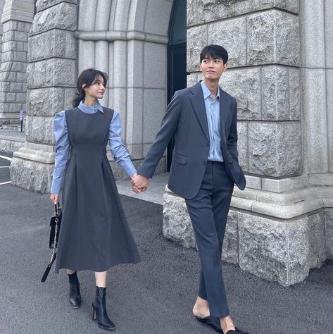 Couple Goal Matching Outfits, Couple Matching Outfits Aesthetic, Matching Outfits For Couples Aesthetic, Couple Clothes Matching Outfits, Couple Goal Outfits Matching, Couple Outfits Korean, Couple Goal Outfits, Korean Couple Outfits, Aesthetic Whatsapp Status