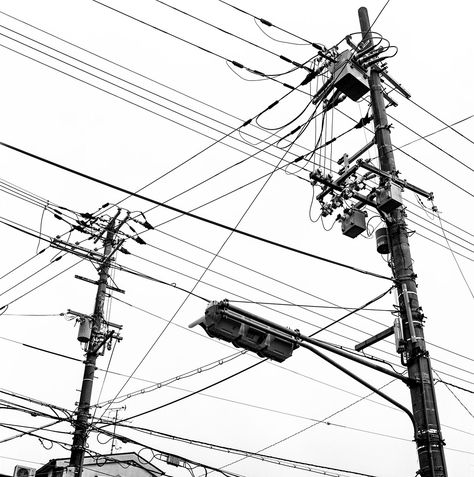 Black And White Icons, Electric Pole, 심플한 그림, Manga Drawing Tutorials, Building Art, Anime Monochrome, Industrial Art, Black And White Aesthetic, Urban Sketching