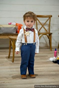 Rustic fall wedding ring bearer outfit inspiration with sheriff badge {Kristy Mae Photography} Fall Wedding Ring Bearer, Ring Bearer Outfit Rustic, Fall Wedding Ring, Wedding Ring Bearer Outfit, Fall Wedding Trends, Autumn Reception, Fall Ceremony, Wedding Ring Bearer, Sheriff Badge