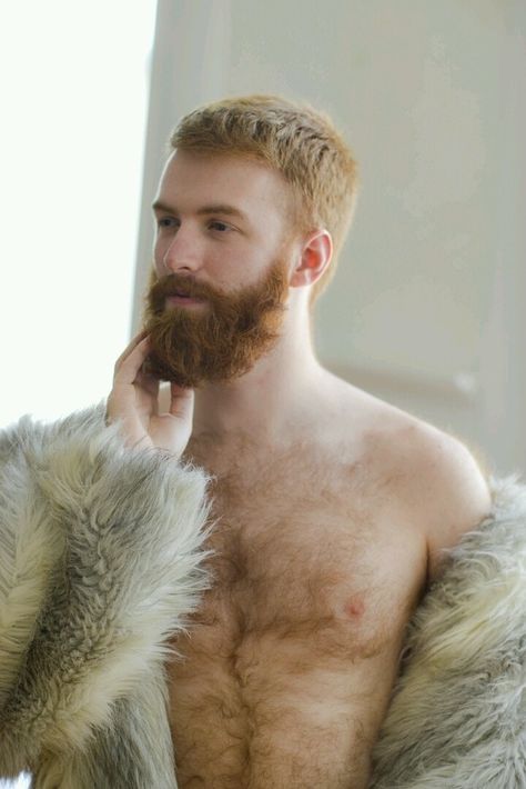 Cars and Cocks — Bearly clothed Buff Redhead Men, Ginger Hair Men, Handsome Bearded Men, Cute Blonde Guys, Men Tumblr, Redhead Men, Ginger Beard, Scruffy Men, Ginger Men