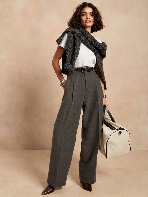 Banana Republic Work Outfits, Gen Z Office Fashion, Maxi Skirt Outfit For Work, Tomboy Business Casual, Therapist Attire, Therapist Aesthetic, Banana Republic Outfits, Creative Work Outfit, Business Casual Style