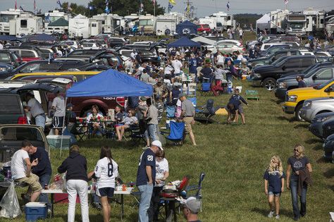 Penn State Tailgate Food, Penn State Tailgate, Tailgate Ideas, Tailgate Recipes, Italian Pasta Salad, Magic Cookie Bars, Penn State Football, Tailgate Food, Football Food