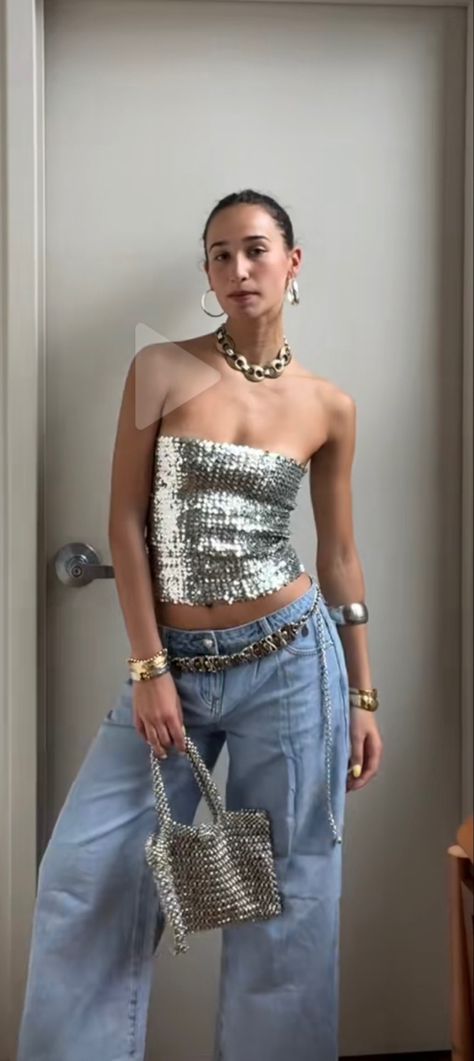 Cool Outfits For Concerts, Sparkle Bra Outfit, Sparkly Tube Top Outfit, Peggy Gou Concert Outfit, New Years Going Out Outfits, Cool Eras Tour Outfits, Sparkly Denim Outfit, Colourful Party Outfit, Sequin Tube Top Outfit