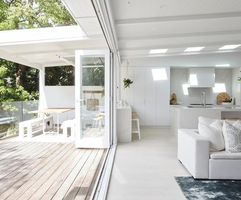 Casa Clean, Three Birds Renovations, Casa Patio, Three Birds, Hus Inspiration, Coastal Chic, Chic Bedroom, House Extensions, Indoor Outdoor Living