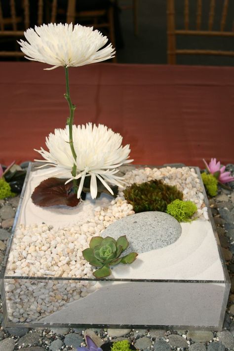 Zen by Asa Flowers Asian Flower Arrangements, Flower Arrangements Party, Ceremony Flower Arrangements, Flowers For Wedding Ceremony, Wedding Ceremony Flower Arrangements, Home Spa Decor, Tropical Hotel, Contemporary Flower Arrangements, Hotel Flowers