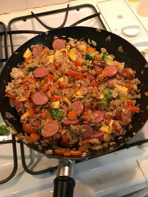 Mixed in rice and soy sauce. Rice And Soy Sauce, Rice Recipes For Lunch, Sausage Fried Rice, Recipe For Lunch, Mixed Rice, Fast Meals, Fresh Broccoli, Fried Rice Recipe, Broccoli Florets