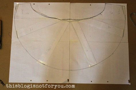 how to draft longer half-circle sleeves by thisblogisnotforyou.com Circle Sleeves, Circle Sleeve, Bell Sleeve Pattern, Diy Sewing Pattern, Sleeve Pattern, Pattern Drafting, Half Circle, Bridal Lingerie, Baby Quilt