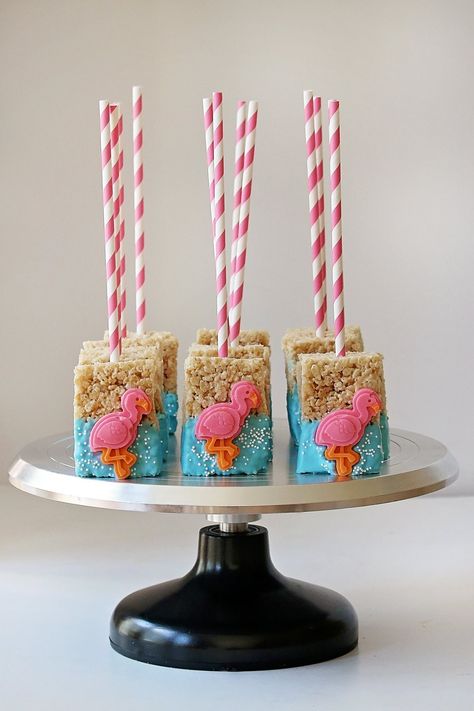 Flamingo Rice Krispy Treats, Beach Rice Crispy Treats, Beach Theme Rice Krispie Treats, Rice Krispie Treats Decorated Pink, Themed Rice Krispie Treats, Flamingo Cakes, 25th Bday, Flamingo Cake, Flamingo Birthday Party