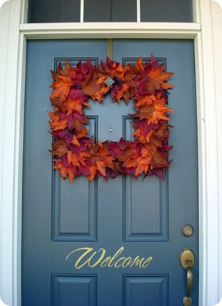 like the wreath... and the blue door... hmmm... i can do this... lol. Dollar Store Fall Decor, Football Pumpkin, Square Wreath, Wreaths Fall, Thrifty Decor Chick, Door Diy, Fall Deco, Diy Fall Wreath, Fall Door