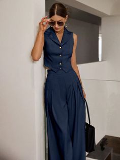 Work Matching Set, Dark Blue Dress Pants Outfit Women, Sleek Minimalist Fashion, Elegant Streetwear Women, Elegant Outfit Shein, Vest Set Outfit, Old Money Blue Outfits, Outfit Bleu Marine, Blue Elegant Outfit