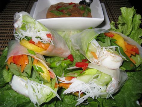 Crab Summer Rolls with Cashew Butter Dipping Sauce Butter Dipping Sauce, Seafood Scallops, Cooking Crab, Closet Cooking, Fresh Spring Rolls, Dipping Sauces Recipes, Summer Rolls, Cashew Butter, Healthy Side Dishes