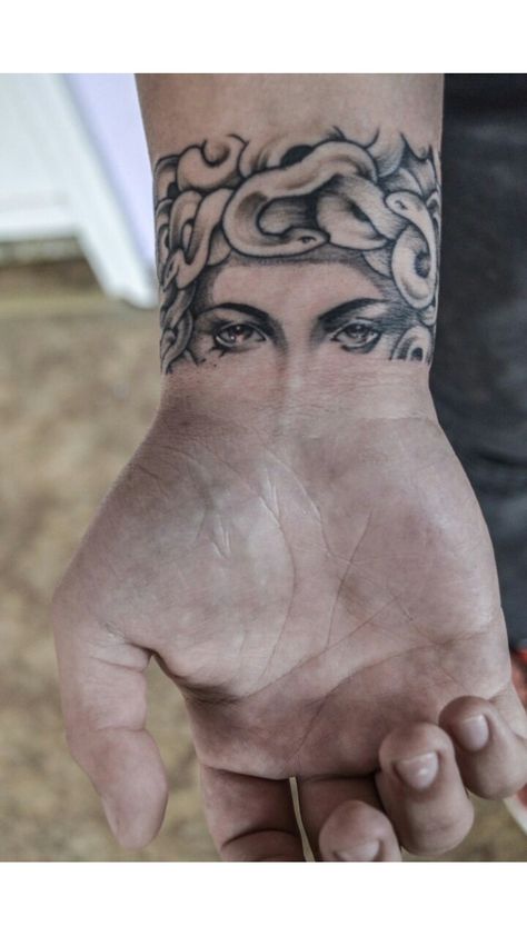 Medusa Tattoo Men, Everything Tattoo, Tattoo Medusa, Half Sleeve Tattoo Stencils, Medusa Tattoo Design, Simple Tattoos For Guys, Realistic Tattoo Sleeve, Bull Tattoos, Cool Chest Tattoos