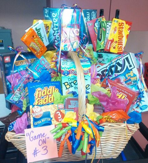 Game Night Gift Basket Game Night Fundraiser Basket, Game Night Silent Auction Basket, Family Game Night Auction Basket, Game Night Basket Ideas Silent Auction, Family Night Basket, Family Fun Night Basket, Diy Game Night, Game Night Basket, Games Night Ideas