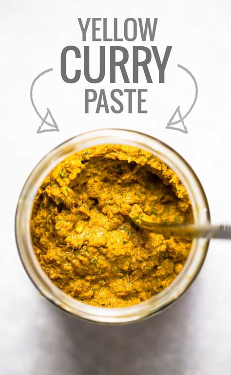 Thai Yellow Chicken Curry, Diy Seasonings, Thai Yellow Curry, Yellow Curry Paste, Curry Night, Pinch Of Yum, Homemade Curry, Yellow Curry, Scratch Recipes