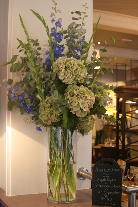 Hydrangea, Gladioli & Delphinium contract vase arrangement Tall Vase Flower Arrangements, Tall Vase Arrangements, Tall Flower Arrangements, Tall Floral Arrangements, Hydrangea Vase, Large Floral Arrangements, Large Flower Arrangements, Flower Arrangement Designs, Curly Willow