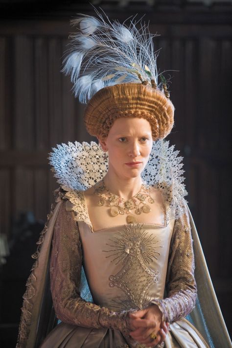 Elizabeth The Golden Age, Elizabethan Fashion, Tudor Costumes, Elizabethan Era, Nails Wedding, Crochet Girls, Elizabeth I, Sofia Coppola, Costume Drama