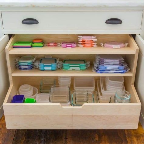 Tupperware, A Kitchen, Kitchen Organization, Kitchen Storage, Kitchens, Drawers, Kitchen Organisation