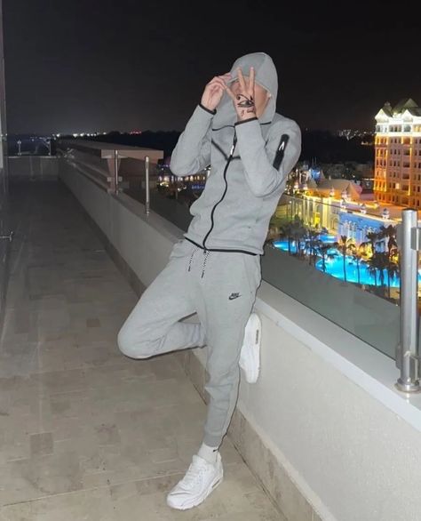 Nike Air Tracksuit, Grey Tech Fleece, Gang Drip, Nike Tech Joggers, Nike Tech Tracksuit, Nike Tech Fleece Men, Tech Outfit, Uk Drip, Uk Streetwear