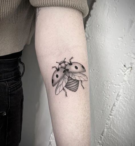 Ladybug Tattoo Ideas, Ladybug Tattoos, Teacup Tattoo, Ladybug Tattoo, Stick Poke Tattoo, Tattoo Black And White, Create A Tattoo, Lady Bug Tattoo, Bug Tattoo