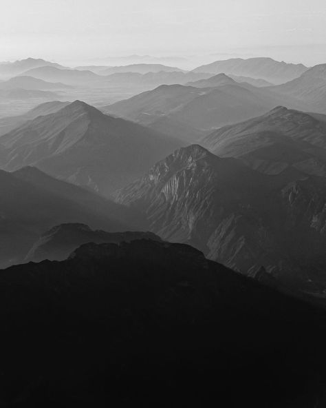 Silver Flames, Mountains Aesthetic, Mountain Photography, Gray Aesthetic, Grey Art, Jesus Is Life, Black And White Aesthetic, Bw Photo, Beach Aesthetic