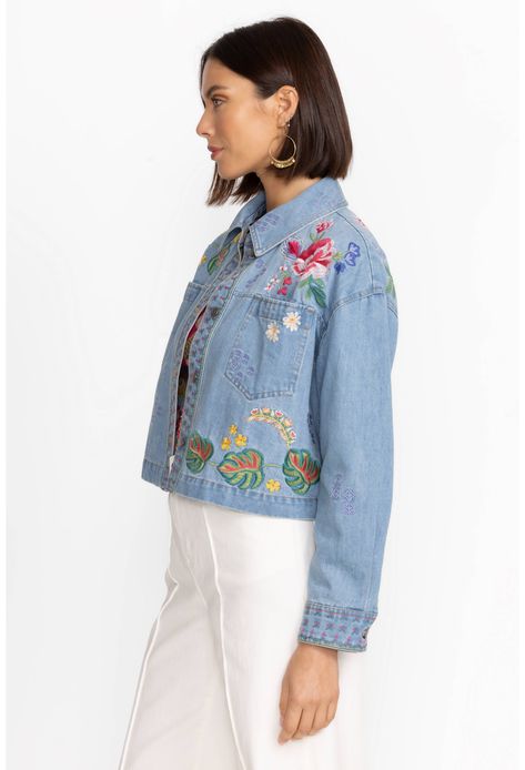 JEANETTE CROPPED DENIM JACKET | Johnny Was Traditional Wardrobe, Boho Womens Clothing, Boho Jeans, Boho Chic Outfits, Cropped Denim Jacket, Embroidered Jeans, Cropped Denim, Johnny Was, Fall Outfits Women