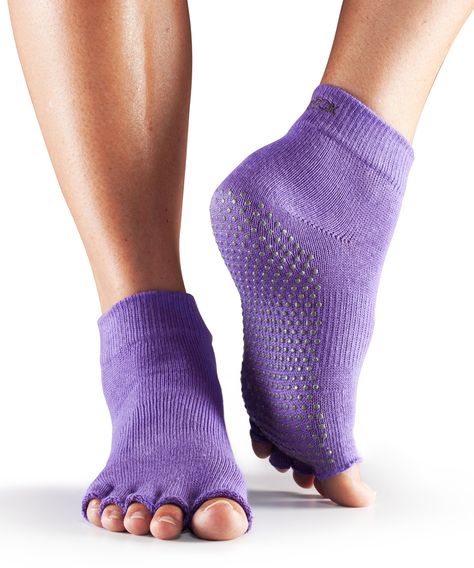 Half Toe Ankle - Light Purple. Perfect for Yoga, Barre and Pilates! Available at www.toesox.com/ Grippy Socks, Barre Socks, Dance Socks, Pilates Socks, Pilates Barre, Non Slip Socks, Purple Details, Yoga Socks, Toe Socks