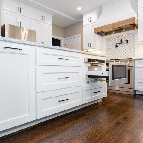 Kitchen Island Microwave, Kitchen Island With Drawers, Microwave In Island, Island Drawers, Cabinet Island, Organizing Kitchen, Log Home Interiors, Microwave Drawer, Microwave In Kitchen