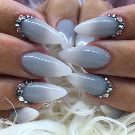 Bridesmaid Nails, Black Ombre Nails, Grey Nail Art, Shiny Nails Designs, Grey Nails, White Tip Nails, Grey Nail Designs, Ombré Nails, Nails Yellow