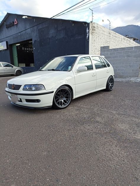 Volkswagen Gol 2003 blanco Pointer Vw, Vw Gol G3, Gol Power, Vw Pointer, Draw Cars, Vw Ideas, Golf Mk3, Volkswagen Gol, Vw Gol