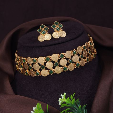 South Indian Necklace With Matte Gold Plating. Indian Bridal Traditional  Jewelry Choker Set. Turn heads with this Laxmi long necklace set when attending parties, weddings, ceremonies, and get-togethers. The rich ornamentation of this long necklace ensures that you don't go unnoticed. If you are an ethnic style lover, you're in for a real treat. This Laxmi long necklace captures the essence of Indian ethnic style. The well put-out combination of floral, paisley, and peacock patterns gives this l Coin Necklace Gold Indian, Gold Coin Choker, Jewelry Set Gold, 22 Carat Gold Jewellery, Coin Choker, Indian Choker Necklace, Copper Jewellery, Gold Coin Necklace, Indian Necklace