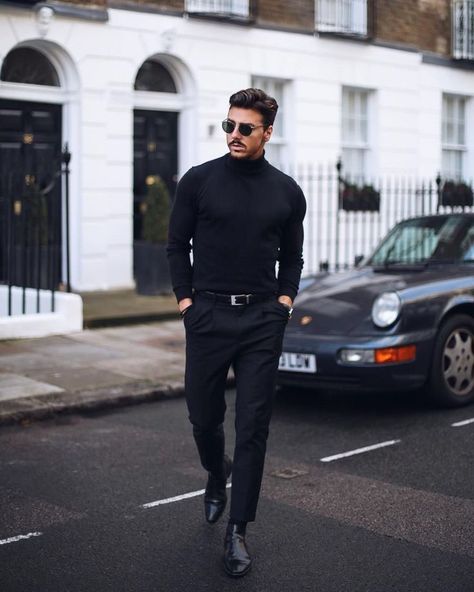 Black Outfit Men, Men's Business Outfits, Sneaker Shop, Men With Street Style, Wearing All Black, Black And White Shoes, Traje Casual, Black Outfits, Elegante Casual