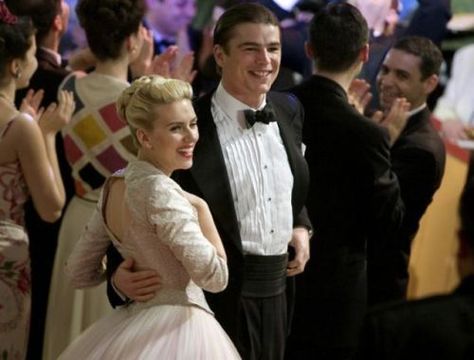 Josh Hartnett, Celebrities Fashion, Wife Material, Birthday Template, Natasha Romanoff, Beauty Lifestyle, Scarlett Johansson, Celebrity Couples, Lifestyle Brands