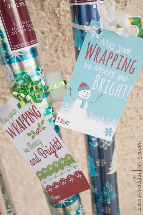 Super easy, unique, and cute neighbor and friend gift idea for Christmas! Grab a festive, foil roll of wrapping paper, tie it up with some ribbon and a roll of tape and add this free printable gift tag. Tape Printable, Paper Tie, Christmas Neighbor, Christmas Eve Traditions, Cute Teacher Gifts, Neighbor Christmas Gifts, Free Printable Tags, Free Printable Gift Tags, Gift Wrap Tags