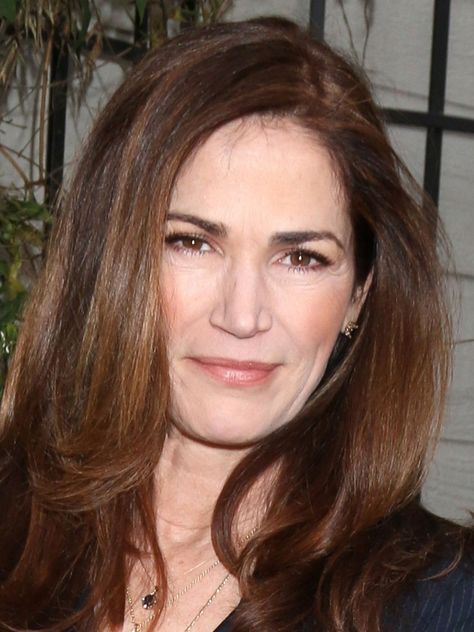 HAPPY 57th BIRTHDAY to KIM DELANEY!!    11 / 29 / 2018   American actress known for her starring role as Detective Diane Russell on the ABC drama television series NYPD Blue, for which she won an Emmy Award. Early in her career, she played the role of Jenny Gardner in the ABC daytime television drama All My Children. She later had leading roles in the short lived TV drama Philly, part of the first season of CSI: Miami, and the first six seasons of Army Wives. Happy 57th Birthday, Kim Delaney, Six Seasons, Nypd Blue, 57th Birthday, Army Wives, Csi Miami, Historical Women, Woman Personality