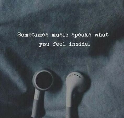 Music Quotes Deep, Tenk Positivt, Inspirerende Ord, Quotes Deep Feelings, Deep Thought Quotes, Heartfelt Quotes, Reality Quotes, Quote Aesthetic, Music Quotes