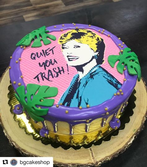 Golden Girls Cake Ideas, Golden Girls Birthday Cake, Golden Girls Humor, Dorothy Zbornak, Golden Birthday Parties, Girls Cake, Kids Cakes, Birthday Stuff, Golden Birthday