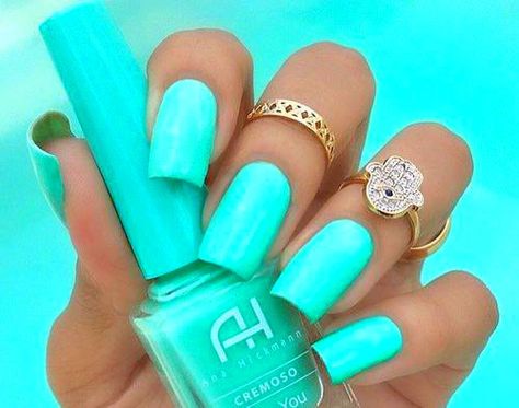 Pinterest Neon Nails | Neon Teal Nails Pictures, Photos, and Images for Facebook, Tumblr ... Bright Colored Nails, Nails Teal, Popular Nail Colors, Nails Neon, Teal Nails, Nails Yellow, Pretty Nail Polish, Summer Tan, Best Nail Polish