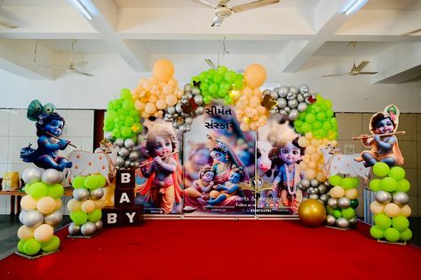 Krishna Theme babyshower Decoration 😍😘🥰 Decor by : @v.n_events 9328721781 #krishanathemebabayshowerdecor #krishnatheme #vnevents&weddings #radhakrishnalove #trendingtheme #decoration #trendingreels #viral #babyshower #newvadaj #nirnaynagar #ahmedabad #viralahmedabad #dwarkadhish #dwarka Krishna Theme Decoration Birthday, Krishna Theme Decoration, Ballon Decoration, Indian Baby Showers, Boy Birthday Decorations, Indian Baby, Stage Decor, Naming Ceremony, Boho Theme