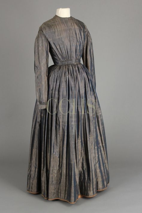 DRESS, 1840s | Chester County Historical Society Homestead Dresses, 1800s Fashion Poor, 19th Century Fashion Women, Prairie Goth, 1800s Womens Fashion, Poor Clothes, 1840s Dress, 1850s Dress, 1800s Women