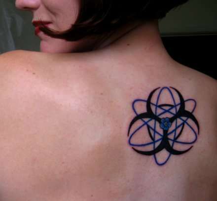 this looks awesome!! Biohazard Tattoo, Scientific Tattoo, Science Tattoo, Science Tattoos, Three Faces, Geeky Humor, Symbol Tattoos, Symbolic Tattoos, Body Mods